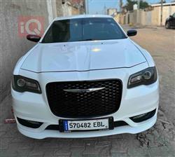 کرایسلەر 300